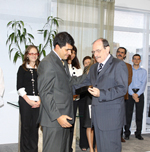 O juiz Vanderlei Avelino Rodrigues é cumprimentado pelo corregedor regional, desembargador Arnor Lima Neto. O juiz Vanderlei Avelino Rodrigues é cumprimentado pelo corregedor regional, desembargador Arnor Lima Neto.