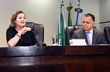 Desembargadora Marlene T. Fuverki Suguimatsu e procurador Manoel Caetano Ferreira Filho