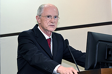 Professor Manoel Antonio Teixeira Filho