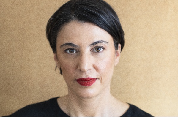 Notícia 0 A escritora Giovana Madalosso (foto), a jurista Aldacy Rachid Coutinho e a empreendedora social Goretti Bussolo participam do evento 'Sobre vivências', no TRT-PR.