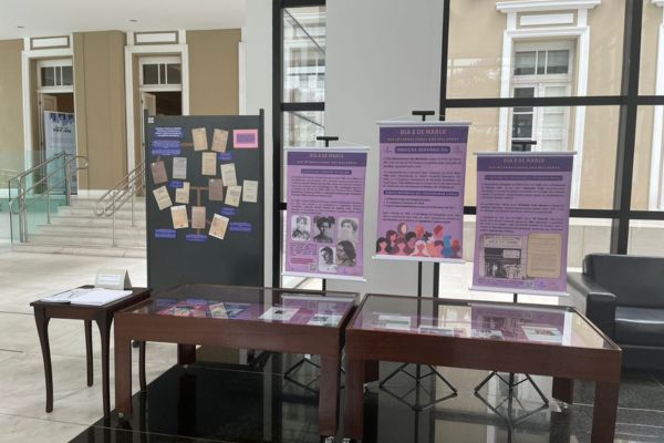 Notícia 3 Mostras em Curitiba, Londrina, Maringá e Nova Esperança procuram conscientizar sobre a história da luta feminina