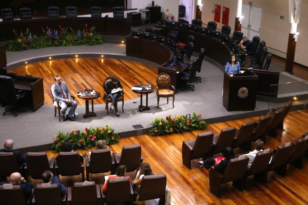 Notícia 0 Para especialistas que participaram do Congresso Internacional, o setor passa por um período de tensão estrutural e de mudanças profundas