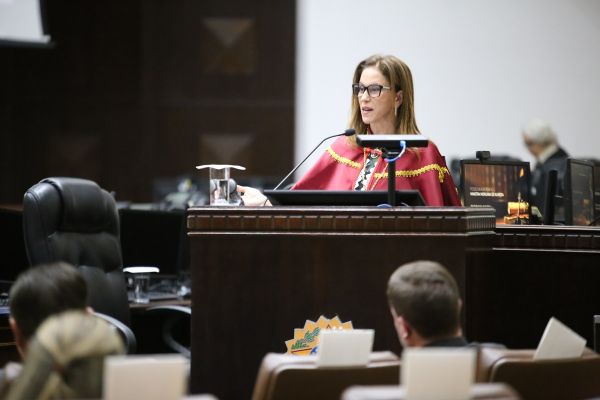 Notícia 1 Ela passa a ocupar a cadeira nº 7, que foi do ministro do TST João Oreste Dalazen