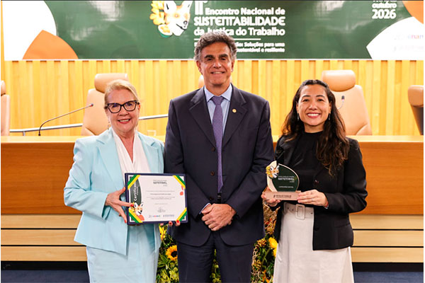 Notícia 2 Casa do Saber, que atende 140 alunos por semana, foi reconhecida pelo TST durante encontro nacional de sustentabilidade